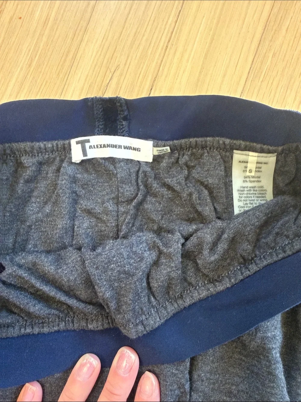 T by Alexander Wang Charcoal Gray knit Skirt with navy velvet waistband